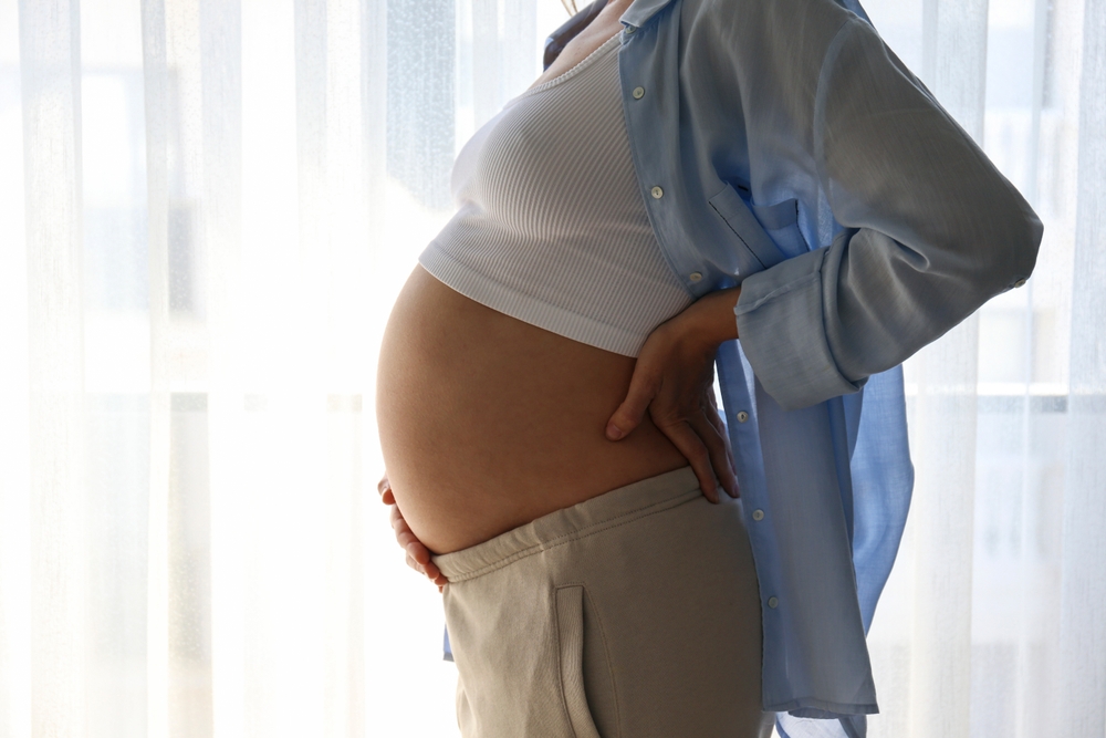 Is an obstetrician the same as a midwife?